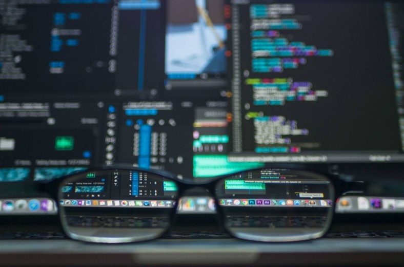 Единая система идентификации и информационная безопасность семьи и общества