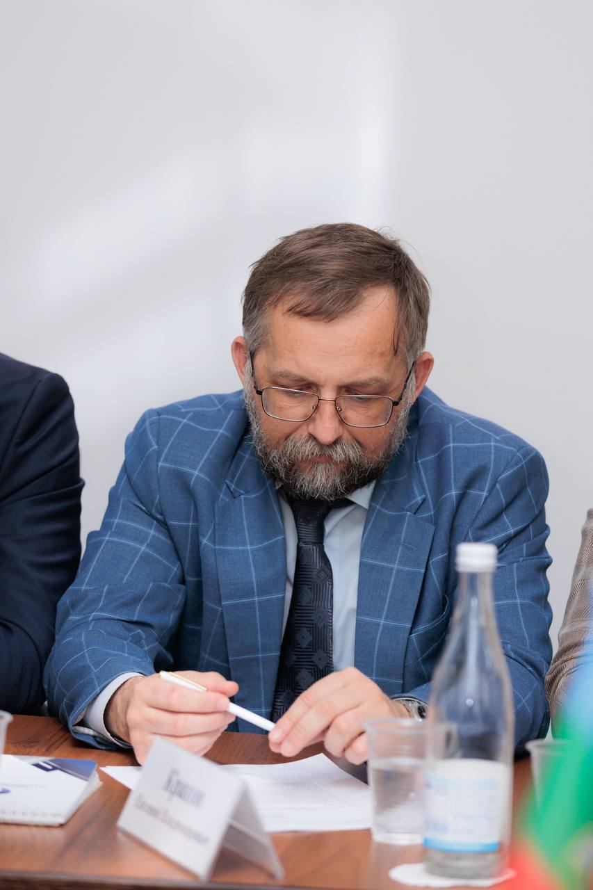 Подчеркнул руководитель информационной группы Общественного штаба по общественному контролю и наблюдению на выборах Евгений Владимирович Кратов