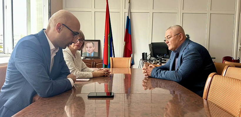 Члены ОП КЧР проверили деятельность Общественного совета УГСЗН КЧР